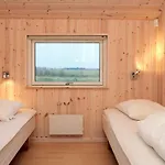 Dom wakacyjny 5 Star In Rodby Kramnitse